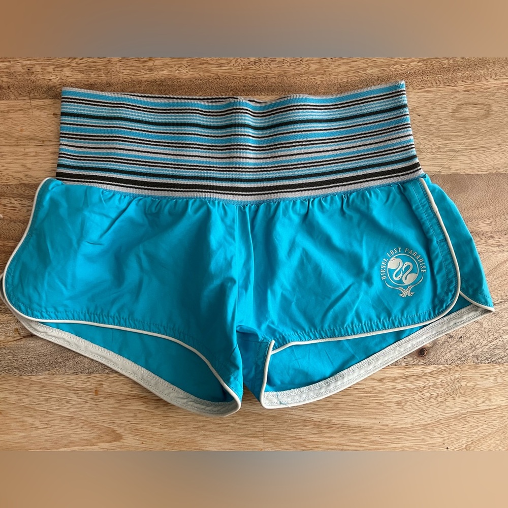 NWOT Vintage Diesel hot dolphin short with wide WB